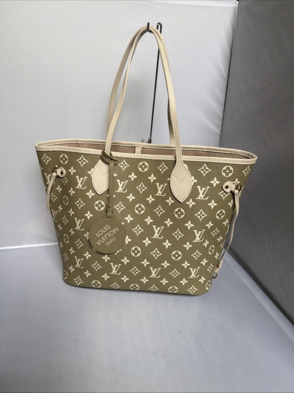 LOUIS VUITTON Empreinte monogram Spring In The City Neverfull J julnicloset